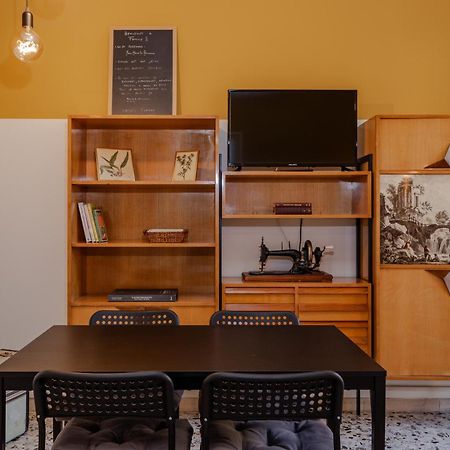 Family 3 Apartment Болоня Екстериор снимка