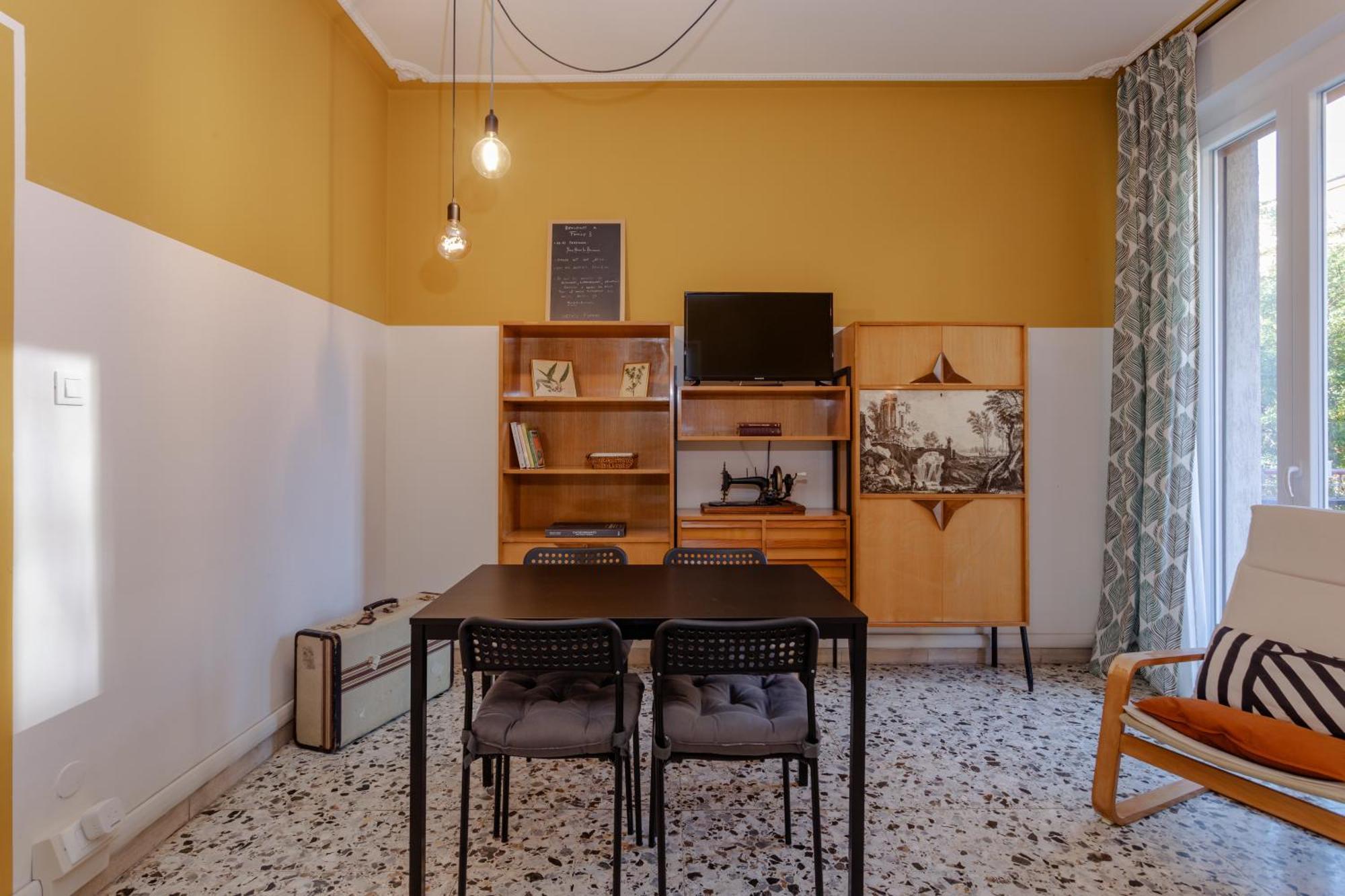 Family 3 Apartment Болоня Екстериор снимка