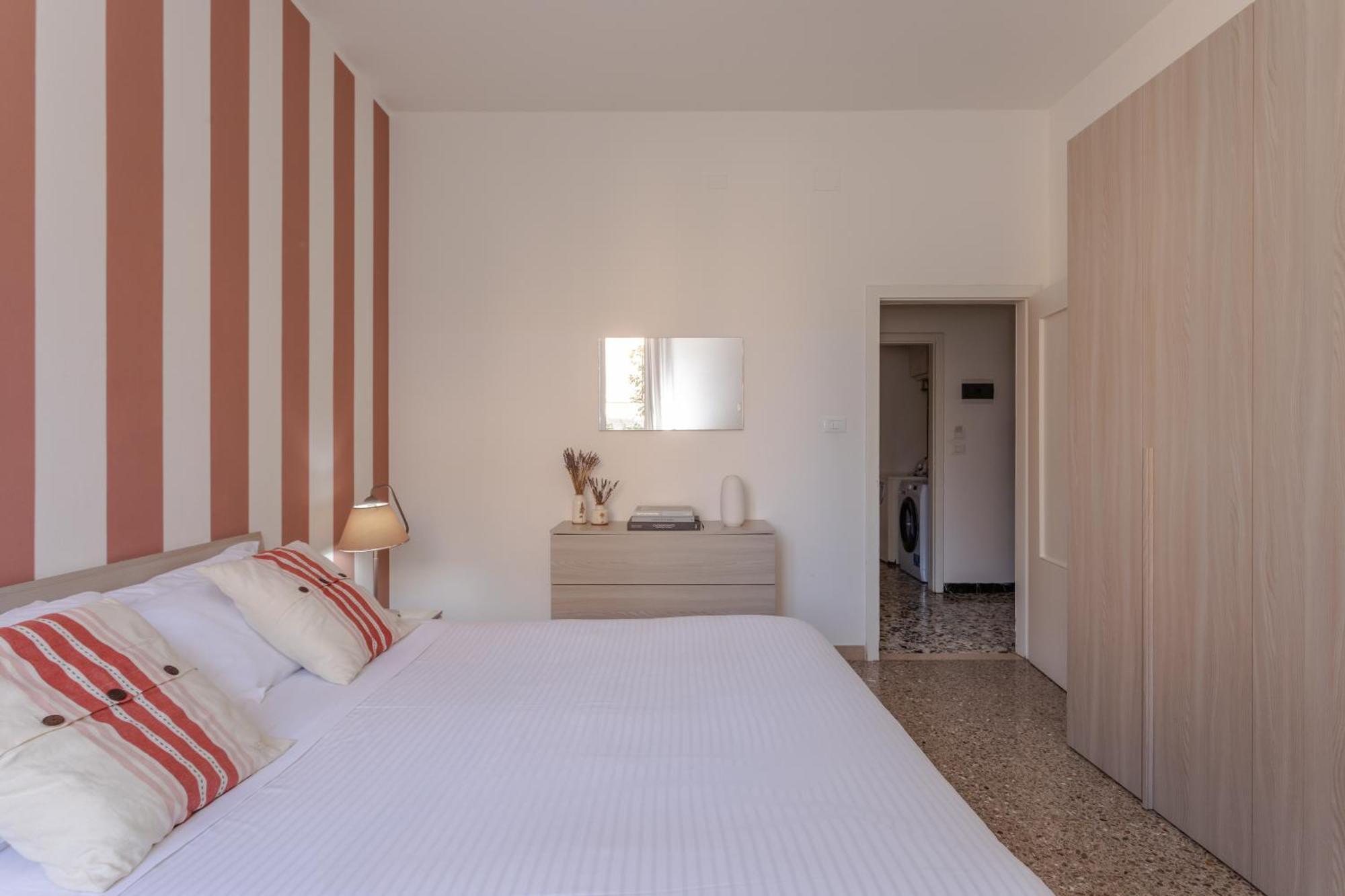 Family 3 Apartment Болоня Екстериор снимка