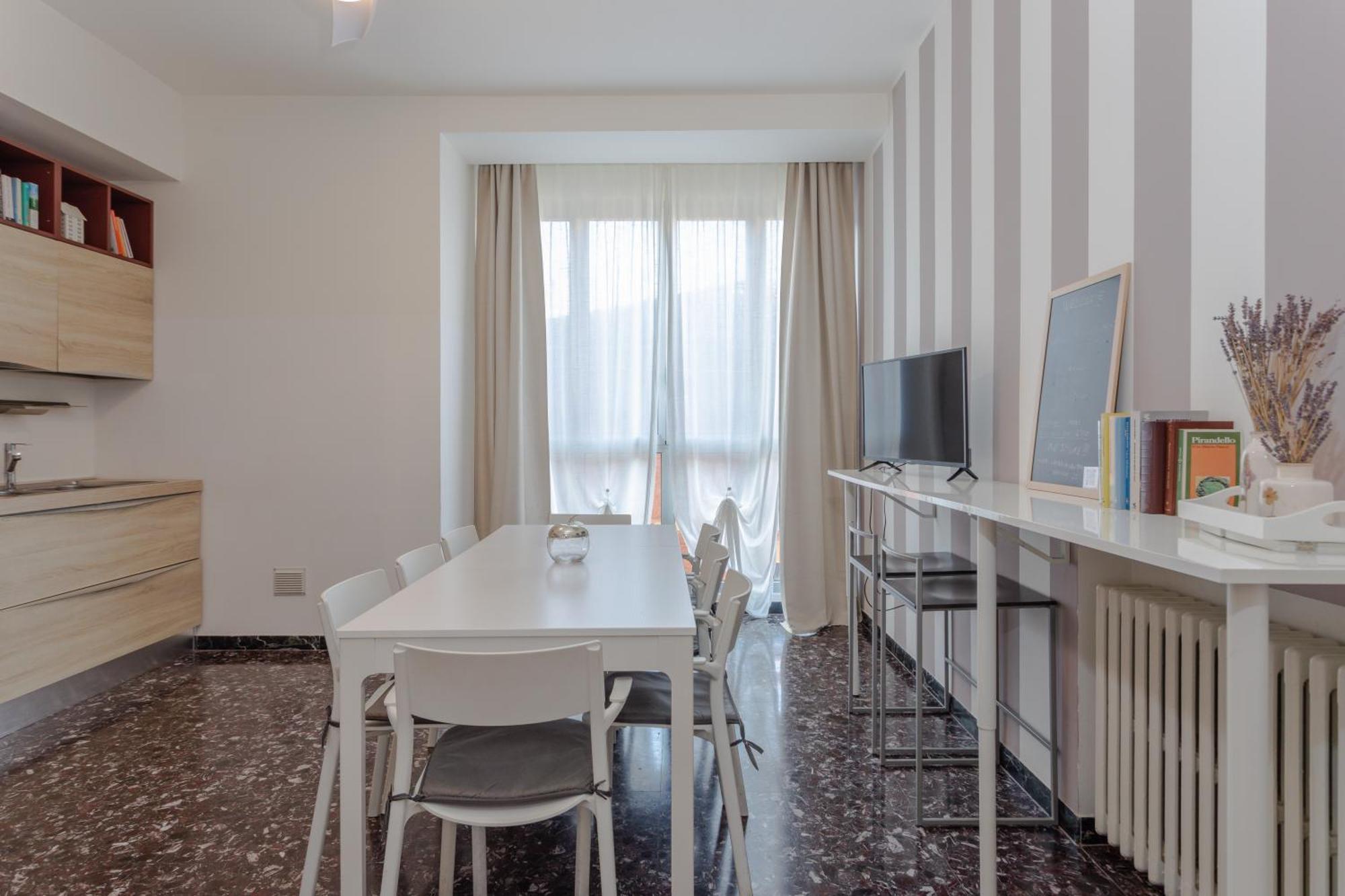 Family 3 Apartment Болоня Екстериор снимка